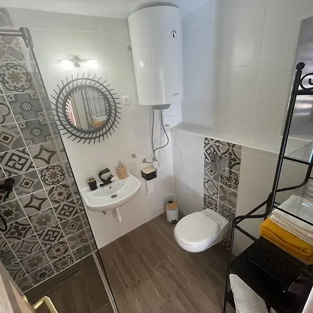 Kikelet Udvarhaz Apartament *