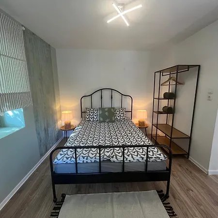 Διαμέρισμα Kikelet Udvarhaz *