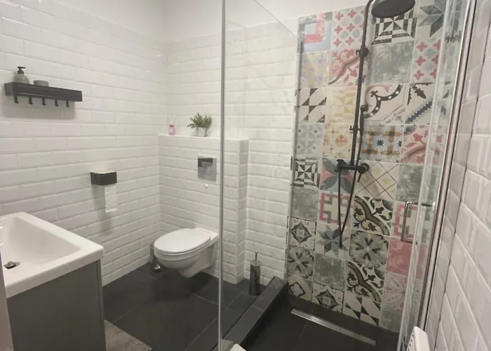 Kikelet Udvarhaz Apartment Zánka