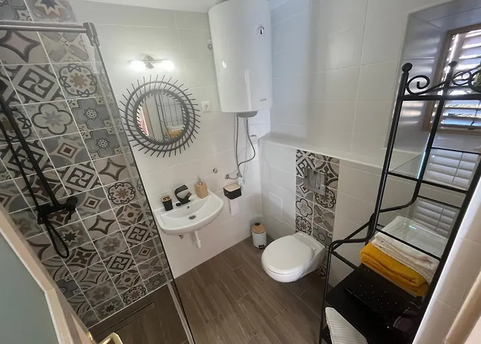 Kikelet Udvarhaz Apartment *